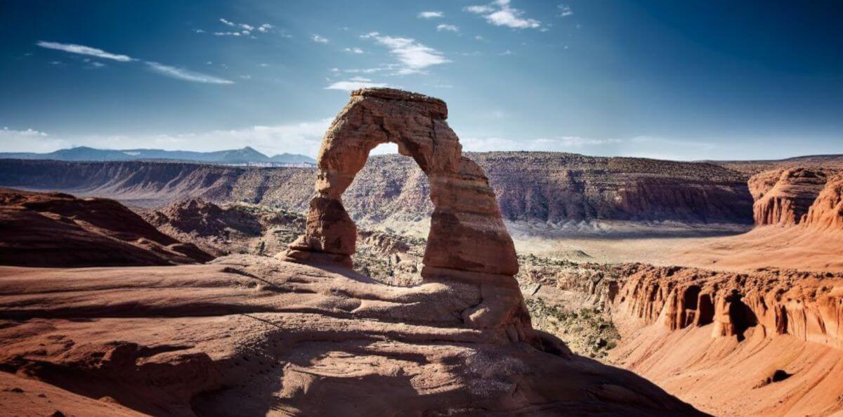 utah-arches Delicate Arch, one of Utah's most iconic natural landmarks.